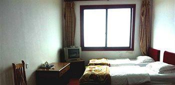 Mount Emei Jindingxiang Huaili Hotel 峨眉山 エクステリア 写真